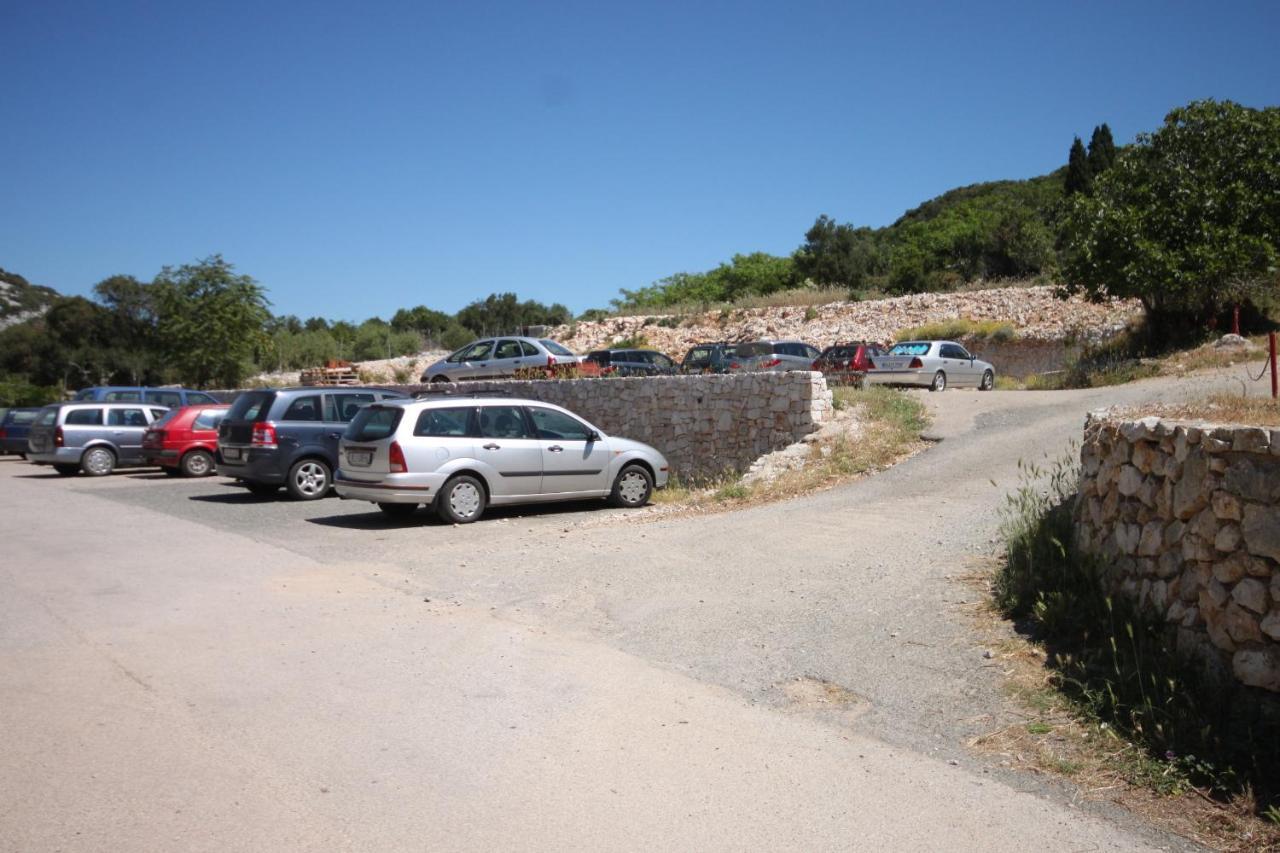 Apartments And Rooms With Parking Space Cunski, Losinj - 2498 Екстериор снимка