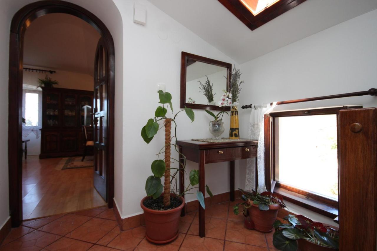 Apartments And Rooms With Parking Space Cunski, Losinj - 2498 Екстериор снимка